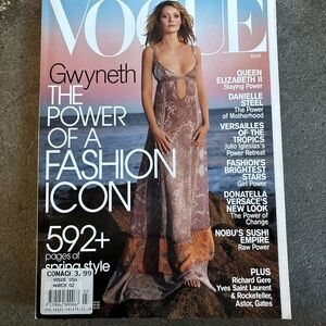 Vogue US March 2002 Magazine – Vintage 2000s